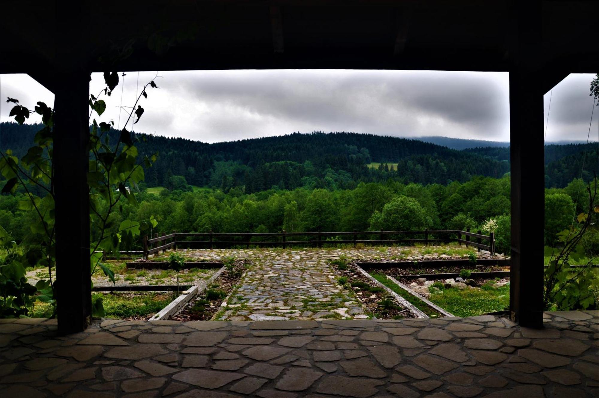 Chata Nad Dzika Orlica Z Jacuzzi Poniatow Экстерьер фото